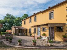 Agriturismo La Crosticcia