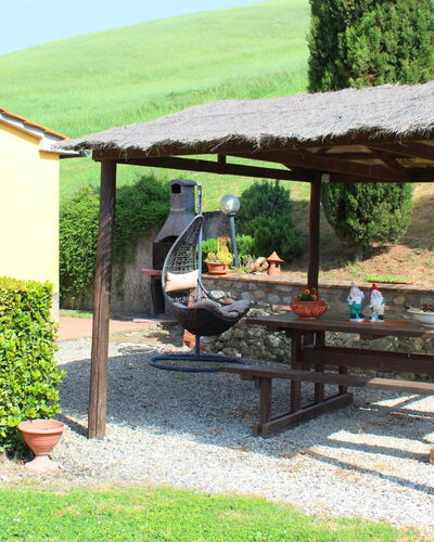 Villa Alabastro: Plant, Property, Outdoor Bench, Shade, Outdoor Furniture, Land Lot, Outdoor Table, Table, Leisure, Picnic Table