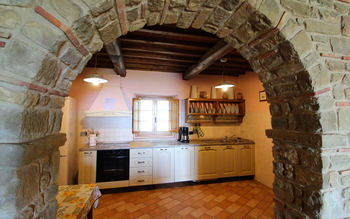Accommodation:&nbsp;Albanella