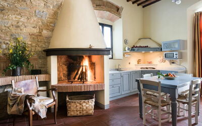 Gorgoli: Hearth, Room, Fireplace, Property, Furniture, Interior Design, Masonry Oven, Building, Living Room, Table