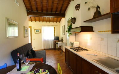 Accommodation:&nbsp;Orchidea