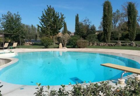 Pieve di Sant Ippolito: Water, Sky, Plant, Property, Swimming Pool, Nature, Azure, Tree, Body Of Water, Shade