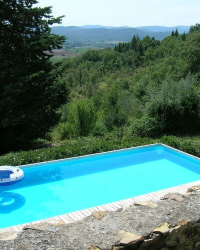 Casa Rossa: Water, Plant, Sky, Nature, Swimming Pool, Rectangle, Tree, Grass, Shade, Leisure