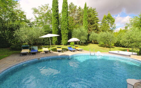 Villino Alba: Swimming Pool, Blue, Resort, Outdoor Furniture, Leisure, Thermae, Eco Hotel, Shade, Sunlounger, Landscaping