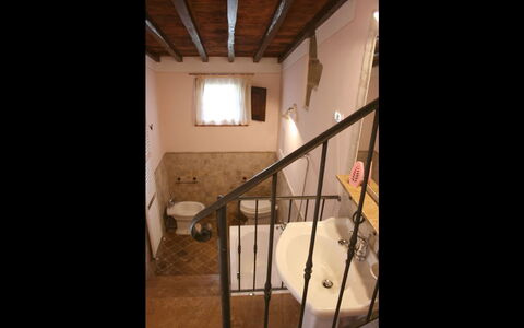 Podere della Crocchia: Room, Stairs, House, Handrail, Building, Ceiling, Wood, Daylighting, Floor