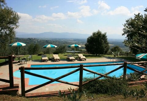 Podere della Crocchia: Sky, Cloud, Plant, Shade, Tree, Natural Landscape, Outdoor Furniture, Body Of Water, Swimming Pool, Grass