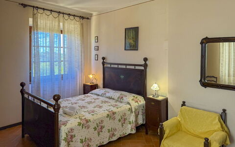 Villa Verniana: Furniture, Bed, Bedroom, Interior Design, Bed Sheet, Bedding, Floor, Flooring, Room, Wood