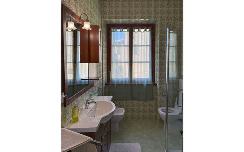 Villa Verniana: Interior Design, Plumbing Fixture, Bathroom Sink, Flooring, Floor, Sink, Bathroom, Plumbing, Tap, Room