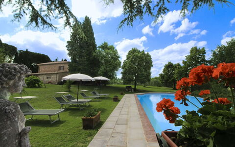 Villa Cecilia: House, Home, Estate, Cottage, Lawn, Garden, Landscaping, Farmhouse, Hacienda, Yard