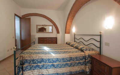 Accommodation:&nbsp;Coast 110.2