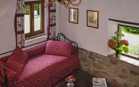 Accommodation:&nbsp;Tinaia