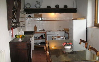 Accommodation:&nbsp;Tinaia