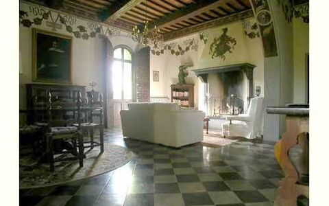 Accommodation:&nbsp;Torre Del Vescovo