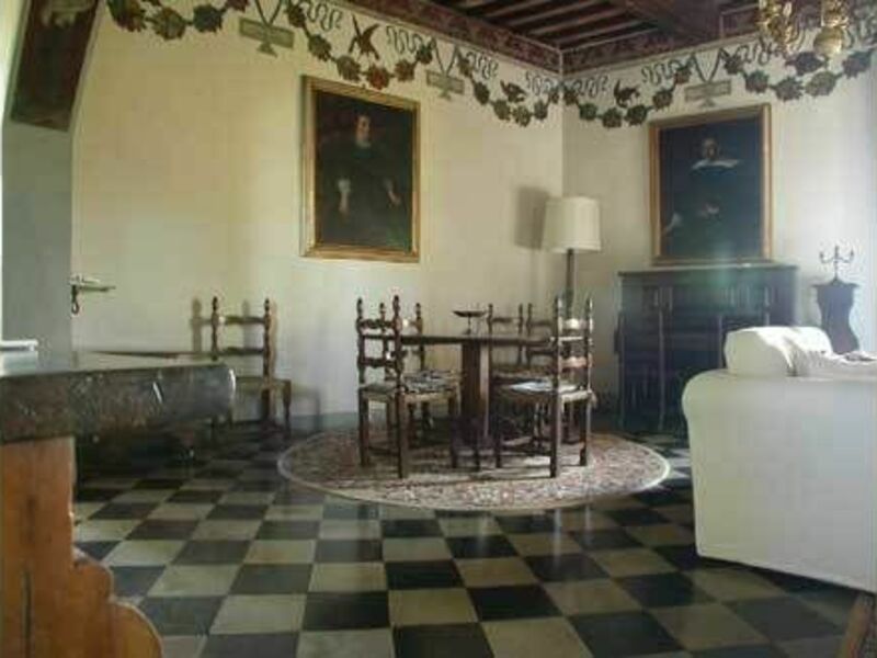 Accommodation:&nbsp;Torre Del Vescovo