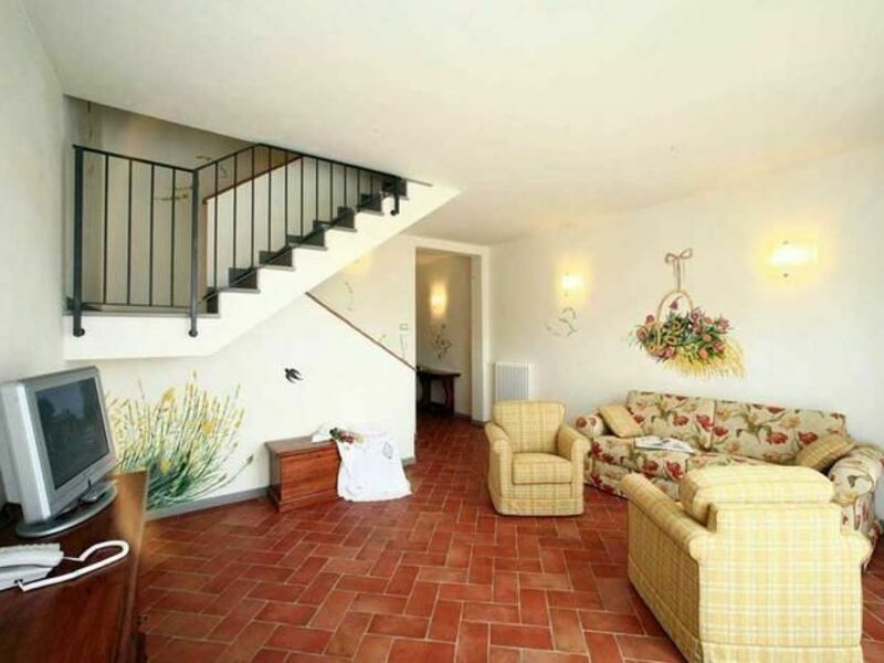 Accommodation:&nbsp;Ginestra