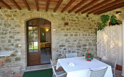 Trasimeno 2: Property, Building, Room, House, Real Estate, Interior Design, Furniture, Table, Villa, Cottage