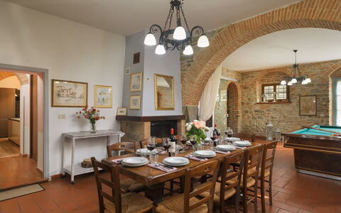 Villa Giare: Furniture, Interior Design, Wall, Table, Chair, Ceiling, Dining Room, Kitchen & Dining Room Table, Wood, Flooring