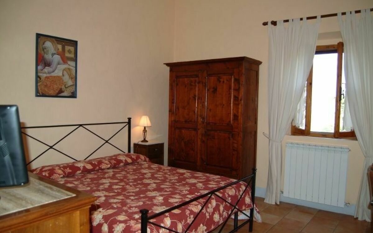 Accommodation:&nbsp;Bedroom 1902