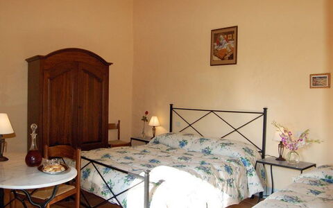 Accommodation:&nbsp;Bedroom 1905
