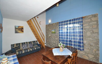 Accommodation:&nbsp;Ilenia 5