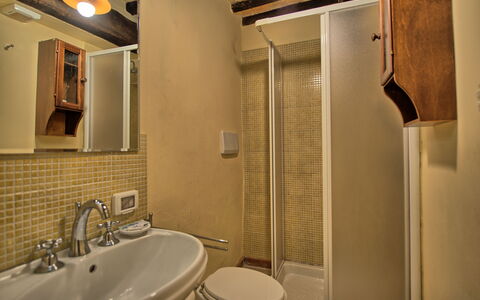 Cerretalta: Bathroom, Room, Property, Interior Design, Tile, Plumbing Fixture, Real Estate, Building, House, Architecture