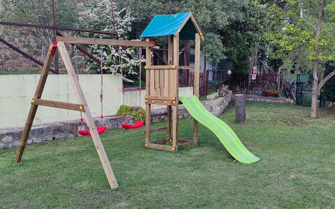 Cerretalta: Plant, Tree, Playground, Leisure, Shade, Outdoor Play Equipment, Recreation, Chute, Fun, City