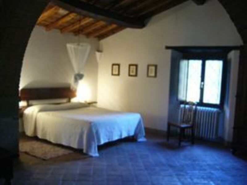 Villa Polvano Granaio - the bedroom on the first floor