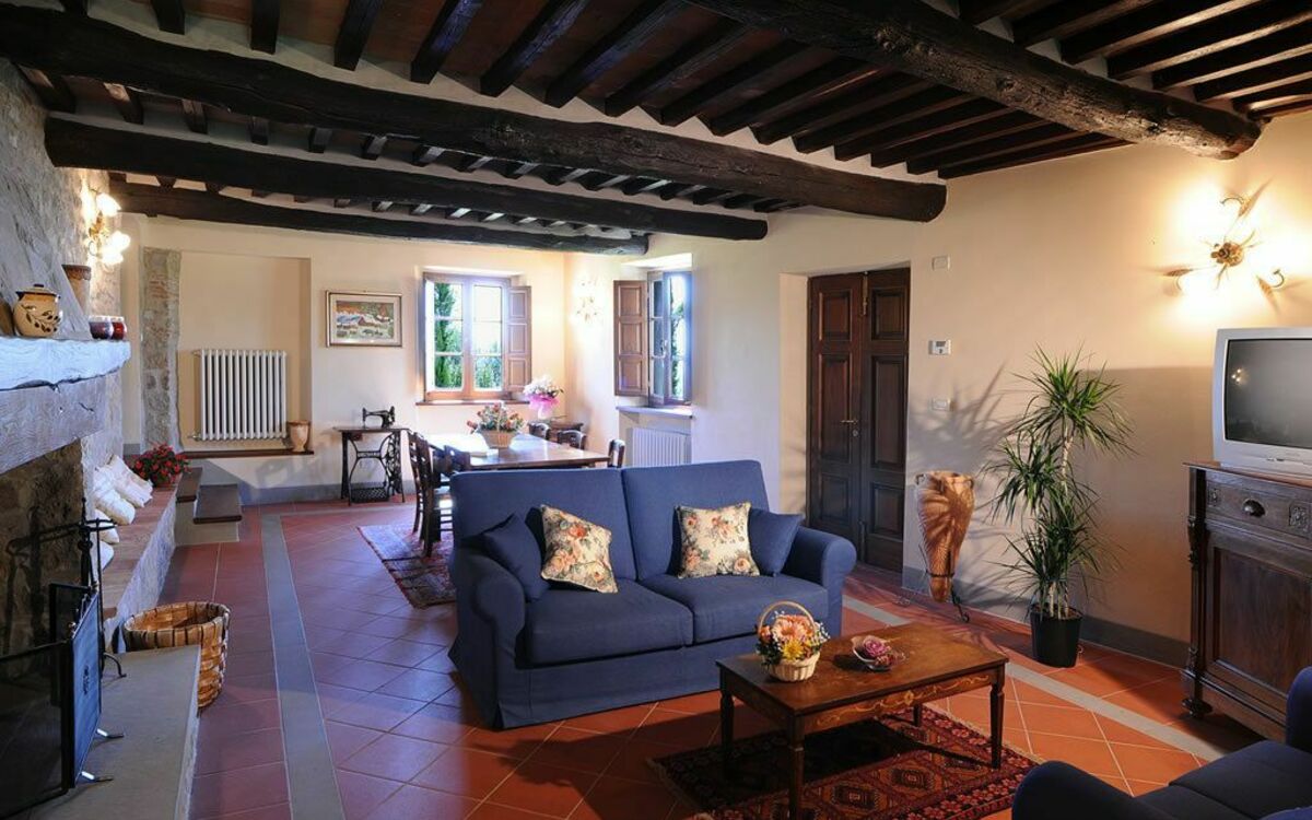 Accommodation:&nbsp;Ginestra