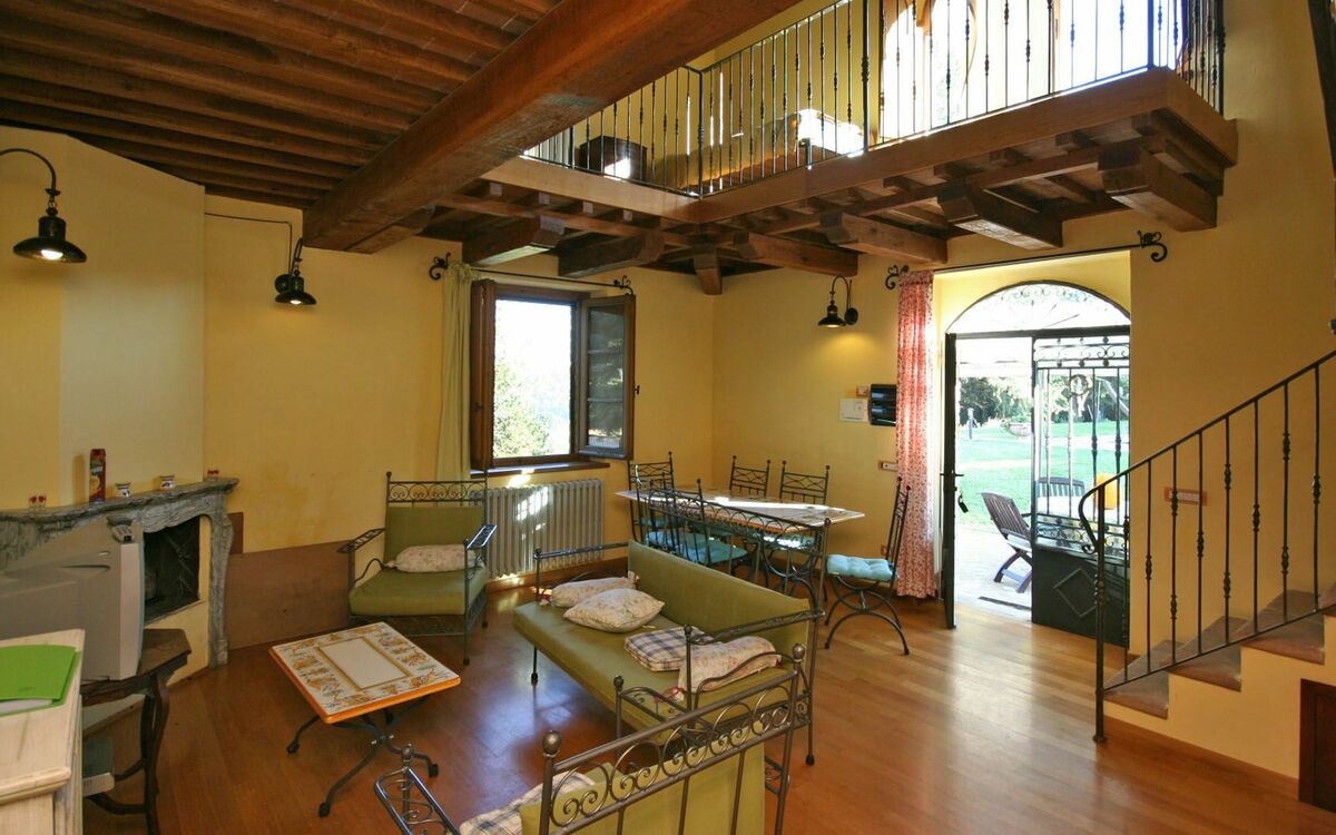 Accommodation:&nbsp;Ramazzano 5