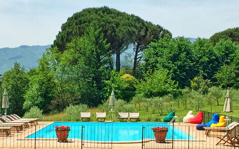 Villa Sant' Angelo: Natural Landscape, Tree, Grass, Leisure, Summer, Landscape, Backyard, Hill Station, Rural Area, Table