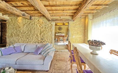 Accommodation:&nbsp;Poggiodoro