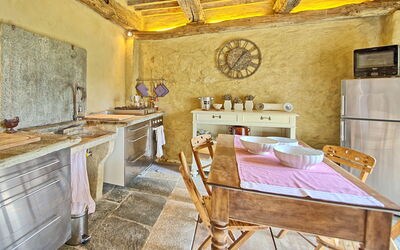 Accommodation:&nbsp;Poggiodoro