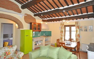 Accommodation:&nbsp;Romina 2