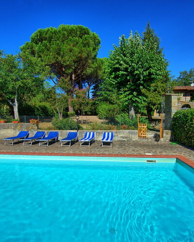 Casale Ambra: Swimming Pool, Property, Estate, Real Estate, Leisure, House, Building, Villa, Vacation, Grass