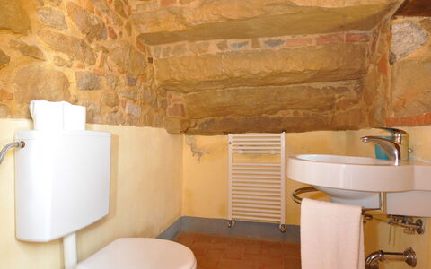 Villa Gaeta: Room, Property, Bathroom, Toilet Seat, Toilet, Floor, Bidet, Plumbing Fixture, Wall, Interior Design