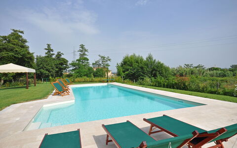 Villa Marginone: Swimming Pool, Property, House, Real Estate, Resort, Leisure, Estate, Building, Villa, Vacation