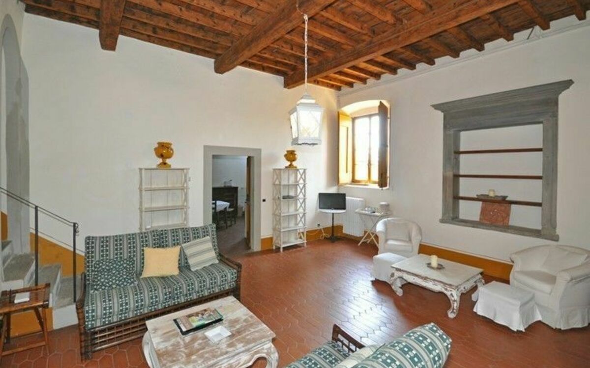 Accommodation:&nbsp;Limonaia