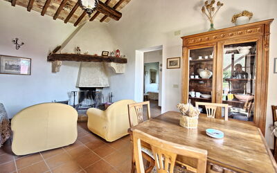Accommodation:&nbsp;Sarteano 3