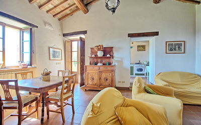 Accommodation:&nbsp;Sarteano 3