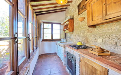 Accommodation:&nbsp;Sarteano 2