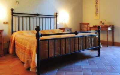 Accommodation:&nbsp;Girasole