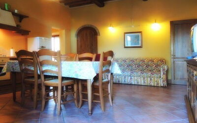 Accommodation:&nbsp;Girasole