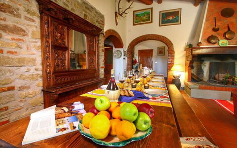 Civitella: Property, Room, House, Building, Home, Interior Design, Table, Dining Room, Still Life, Real Estate