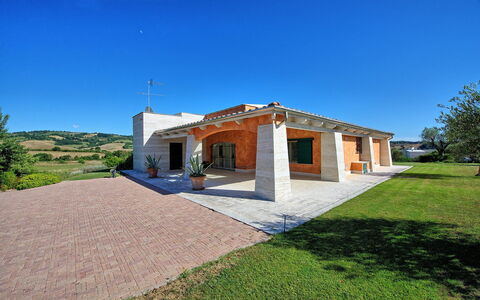 Saturnia 9