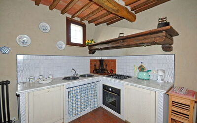 Accommodation:&nbsp;Orciaia 3