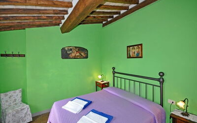 Accommodation:&nbsp;Orciaia 5