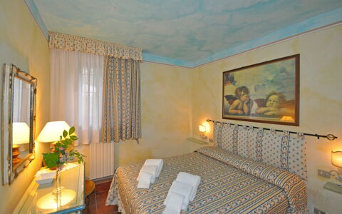 Accommodation:&nbsp;Rigoletto 5