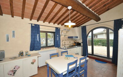 Accommodation:&nbsp;Ortensia