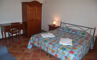 Accommodation:&nbsp;La Balla