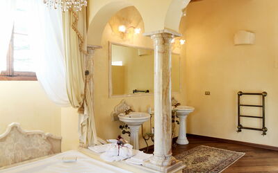 Accommodation:&nbsp;Classic Suite